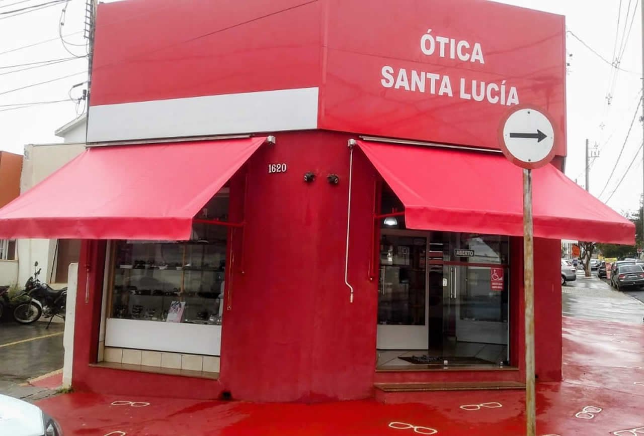 Toldo de Braço Simples, em lona vinílica, com babado reto