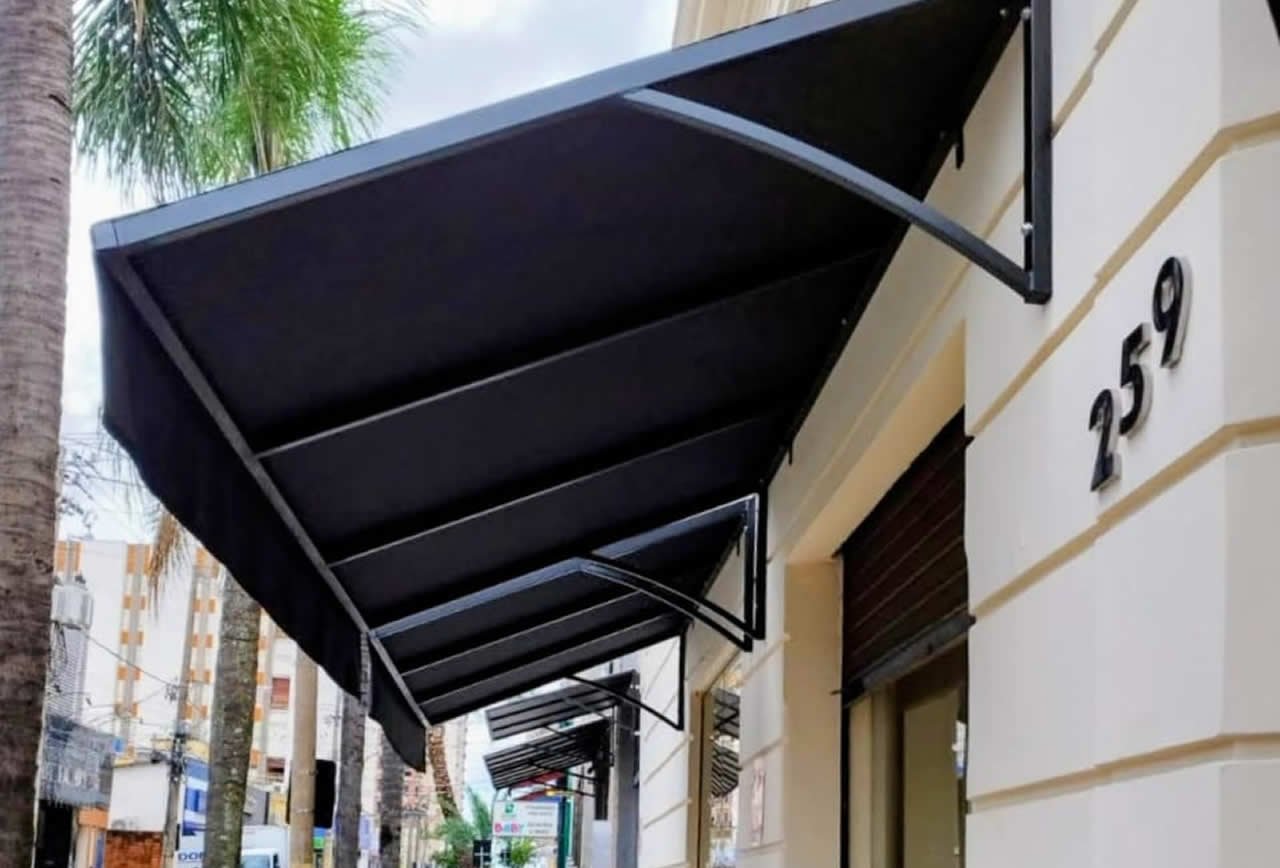 Toldo Fixo Reto, em lona tecido acrílico, com as laterais abertas
